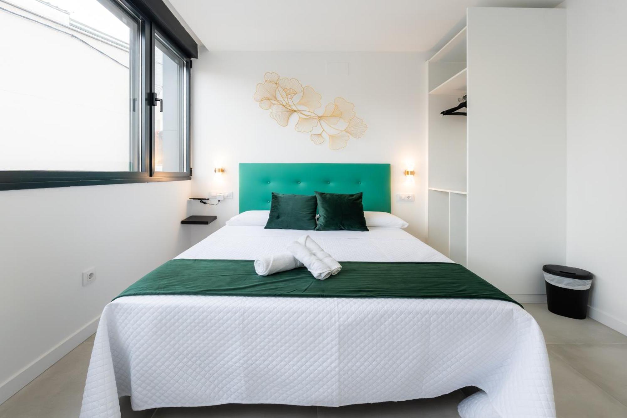 Lemon Apartment & Hotels Bernabeu Madrid Exterior foto