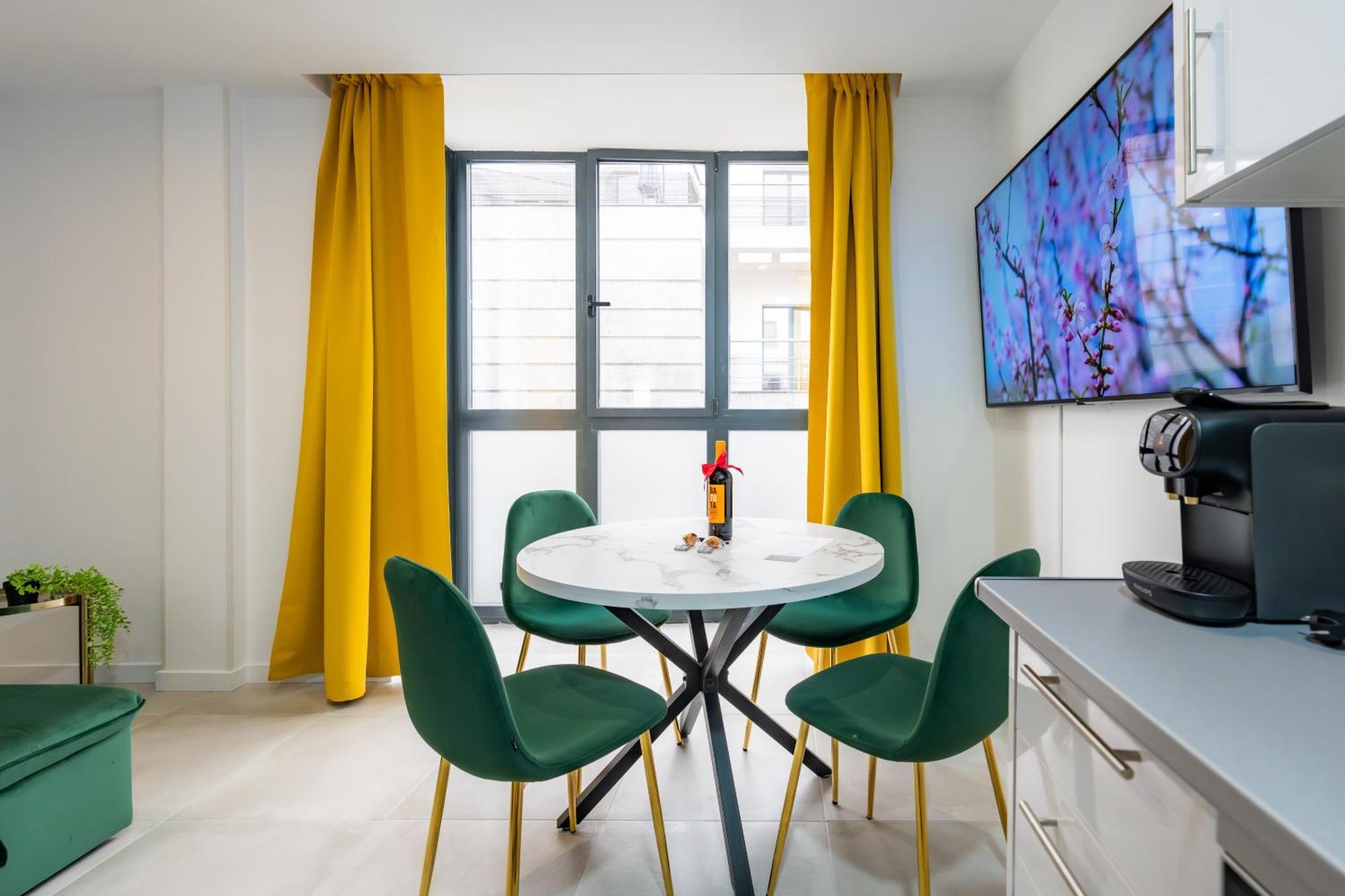 Lemon Apartment & Hotels Bernabeu Madrid Exterior foto