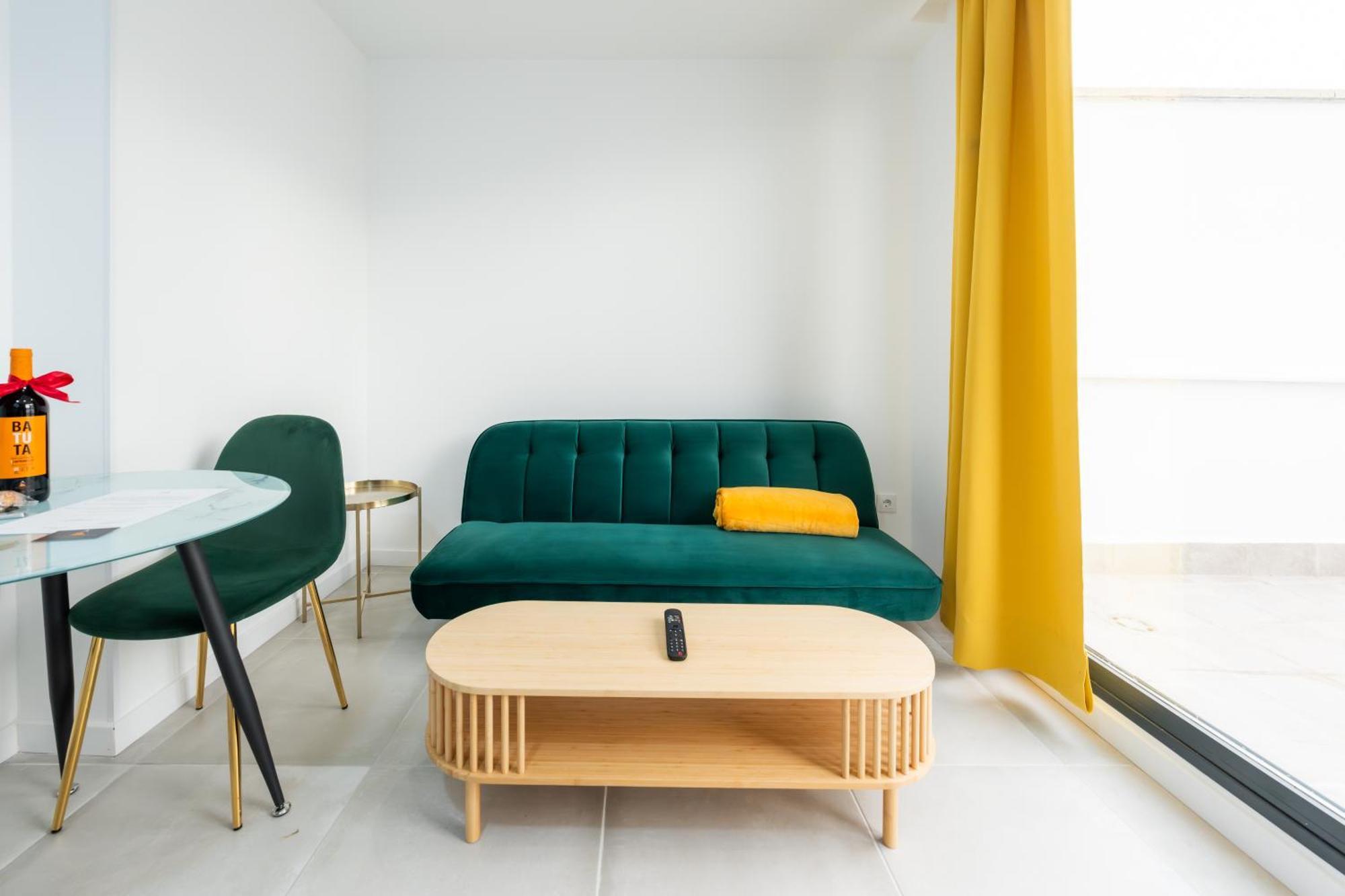 Lemon Apartment & Hotels Bernabeu Madrid Exterior foto