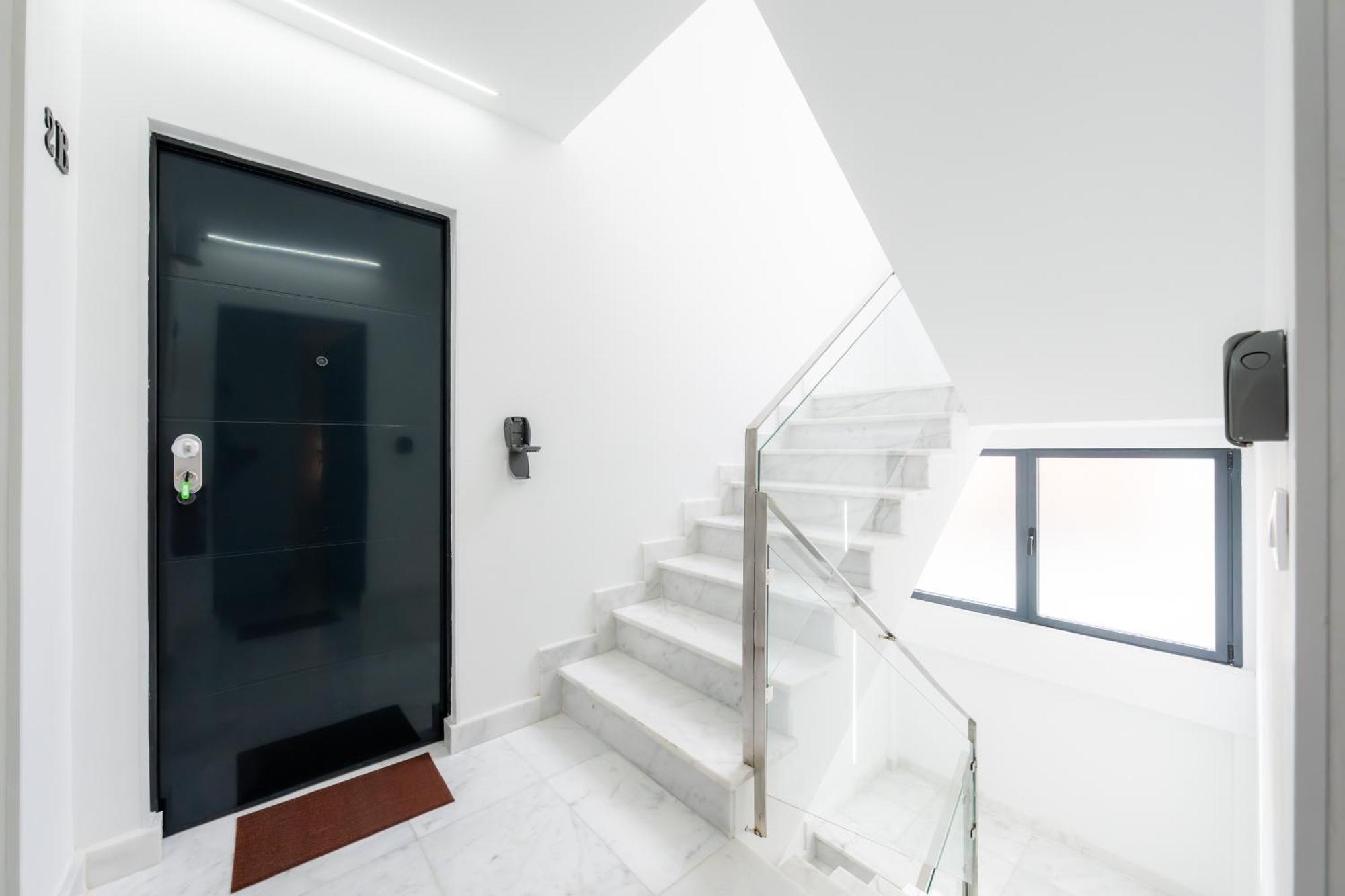 Lemon Apartment & Hotels Bernabeu Madrid Exterior foto