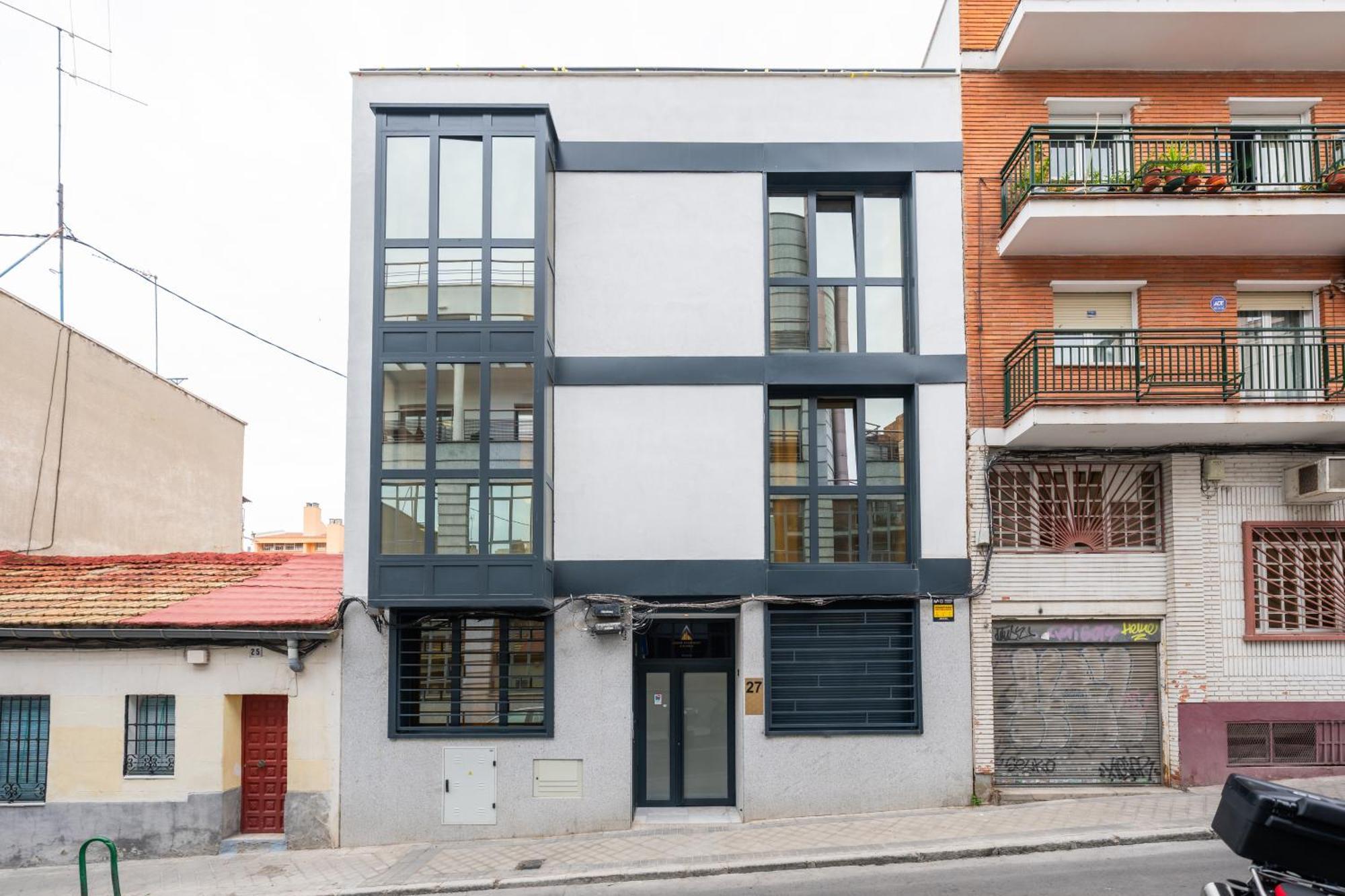 Lemon Apartment & Hotels Bernabeu Madrid Exterior foto